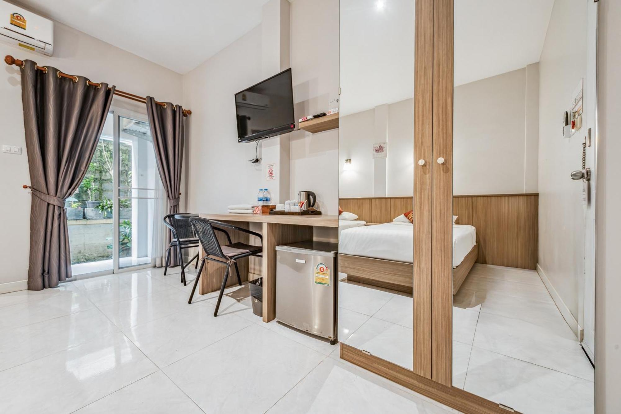 Winrisa Place Nai Yang Beach Exterior foto